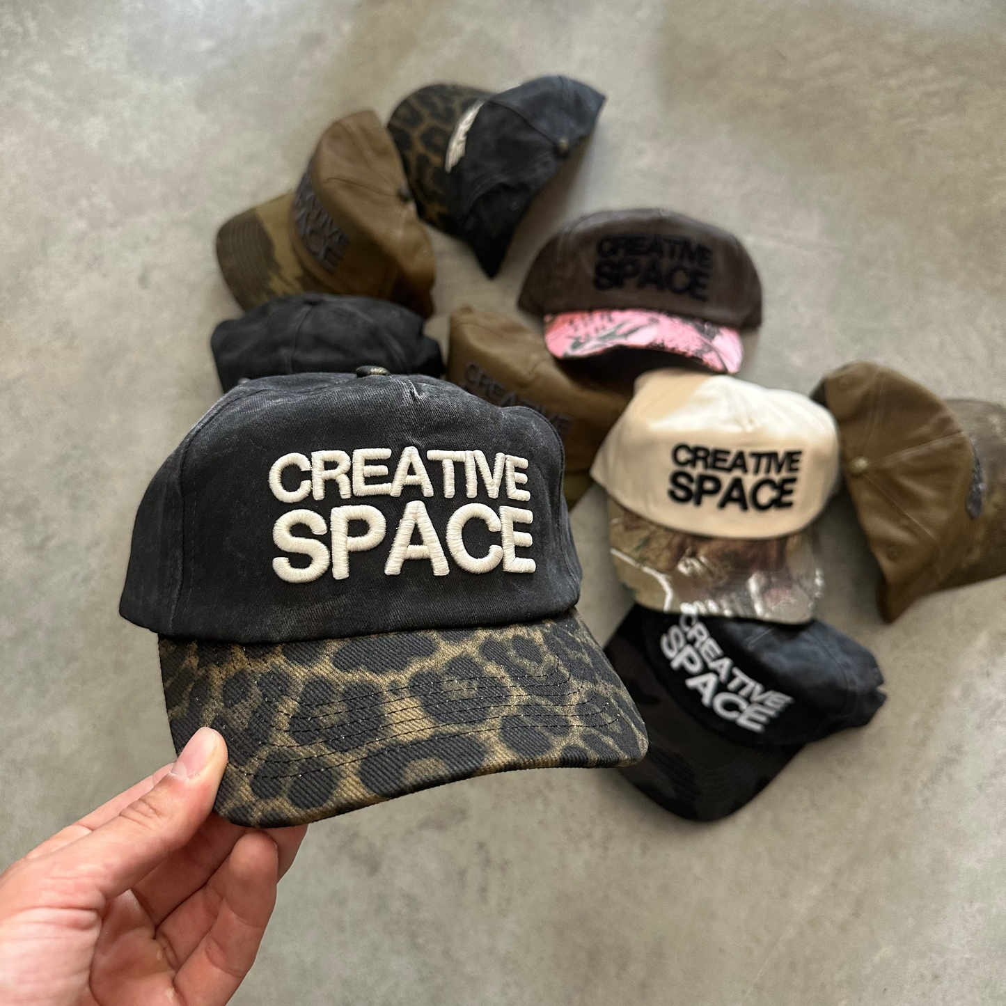 Creative Space Cap Leo